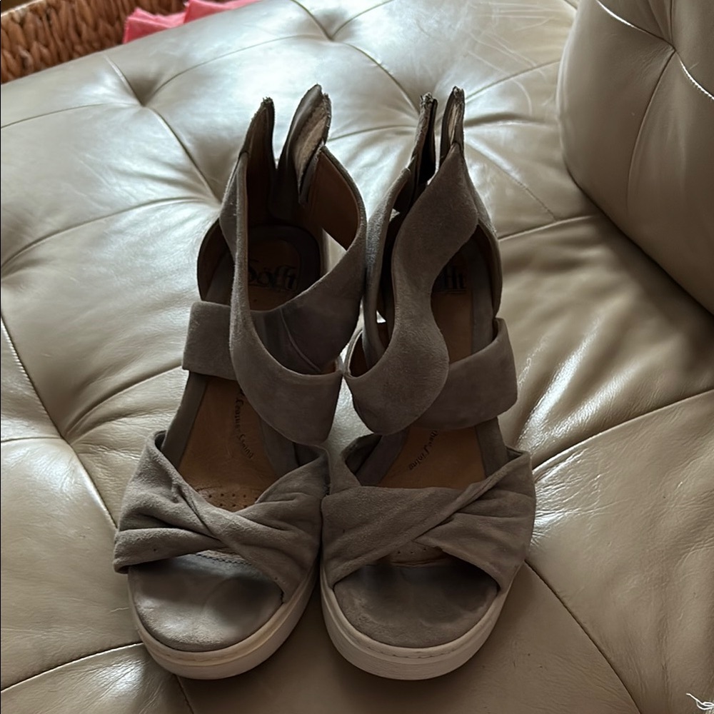 Sofft Gray Wedge Shoes for Stylish Comfort